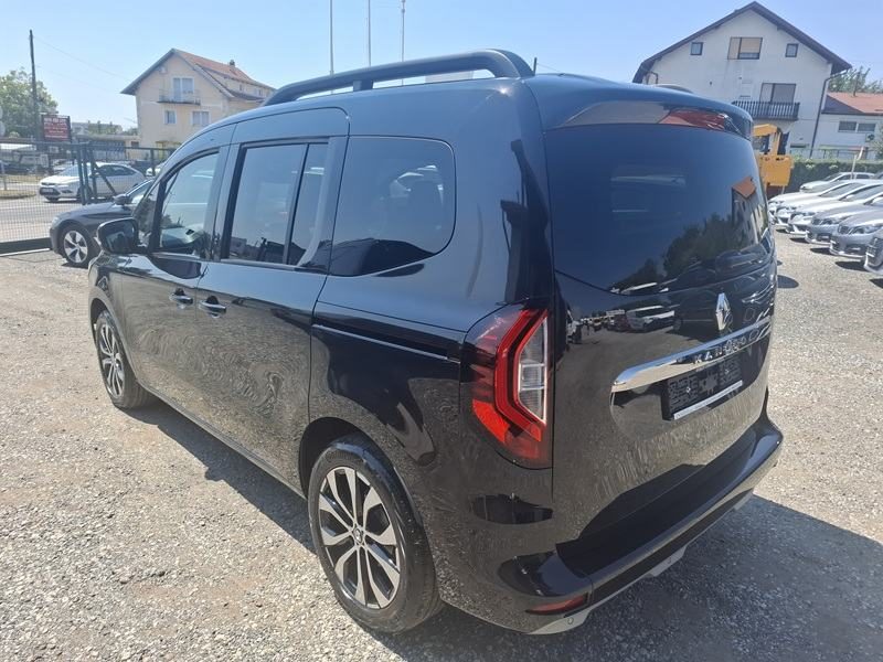 2022 Renault Kangoo — fotografija 9