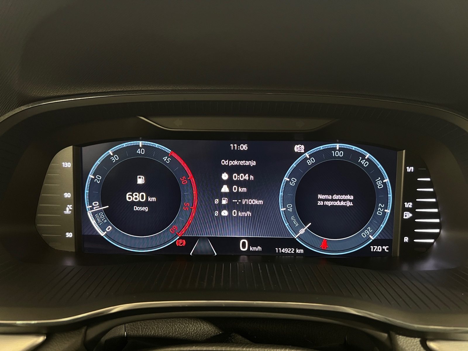 2022 Škoda Octavia Combi — fotografija 17
