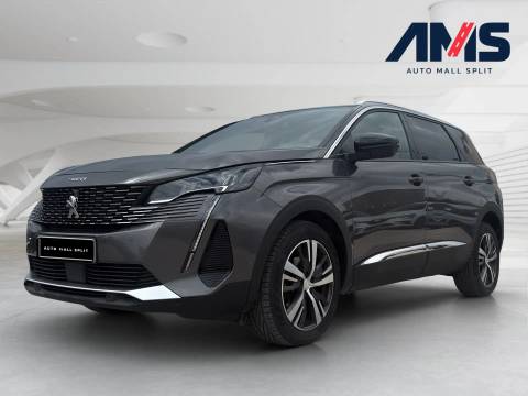 2023 Peugeot 5008