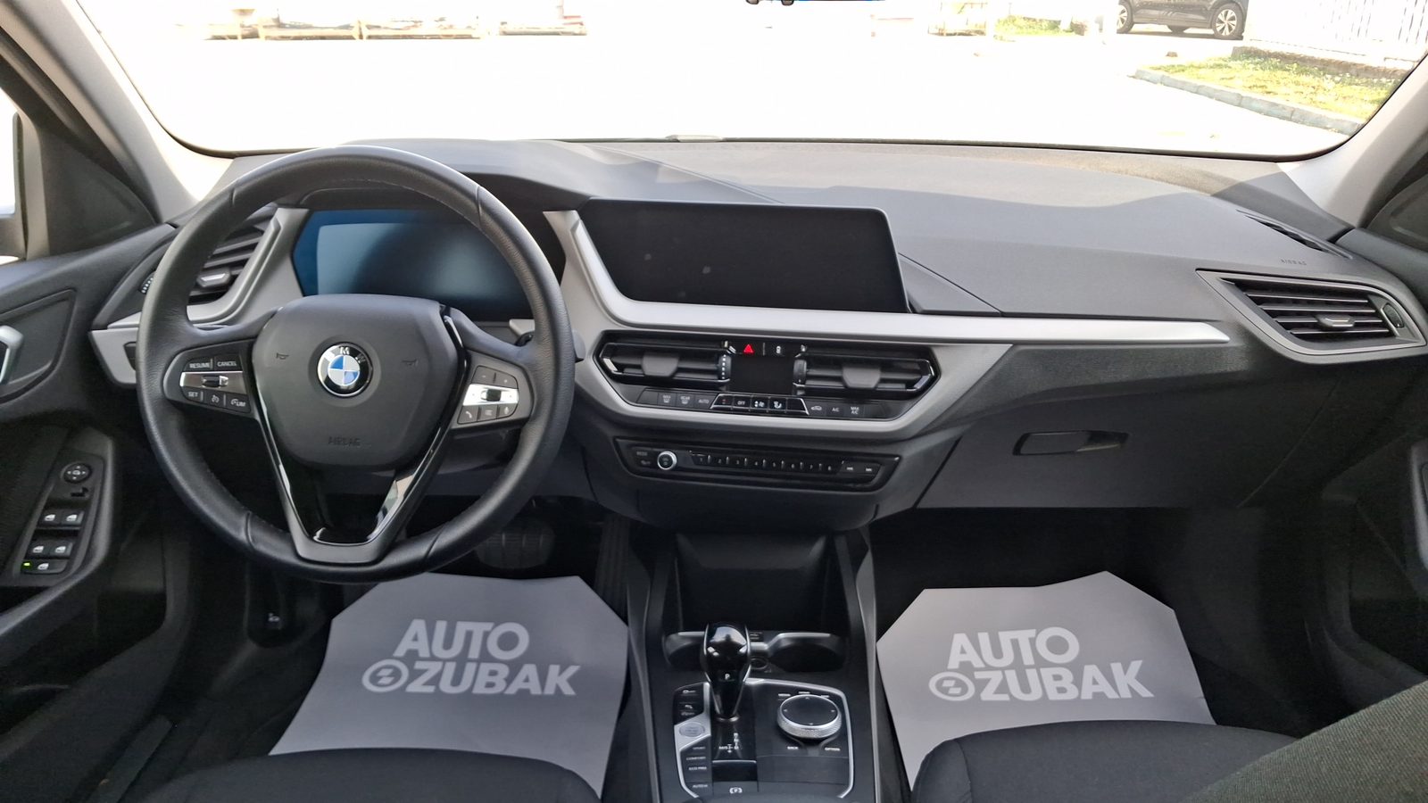 2022 BMW Serija 1 — fotografija 11