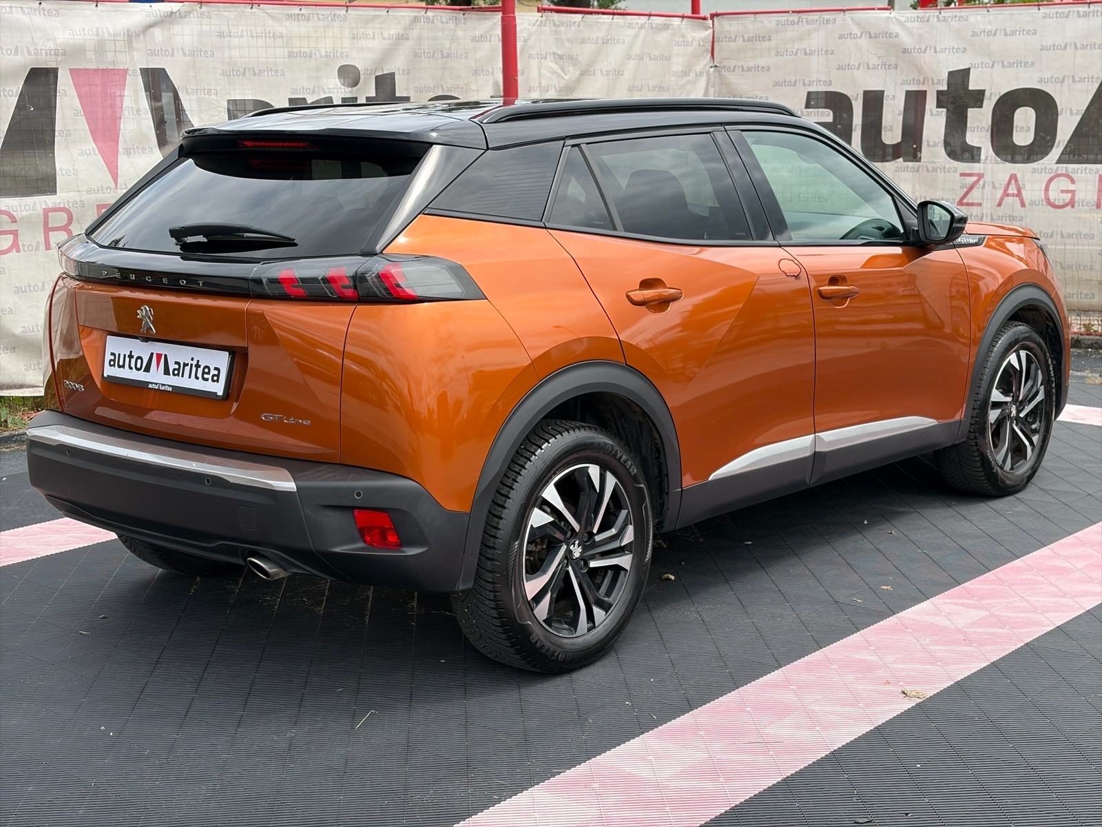 2020 Peugeot 2008 — fotografija 6