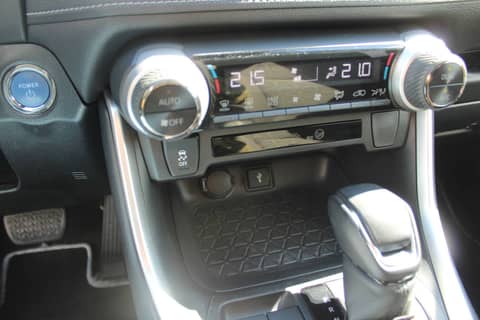 2021 Toyota RAV4 — sličica 20