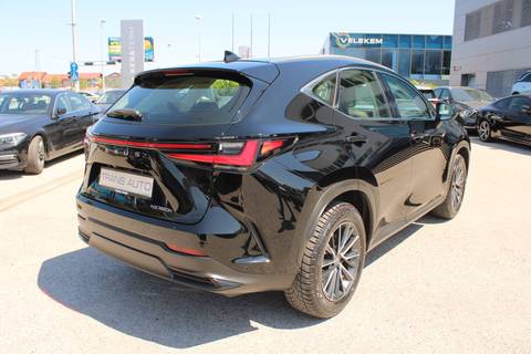 2023 Lexus NX — sličica 5