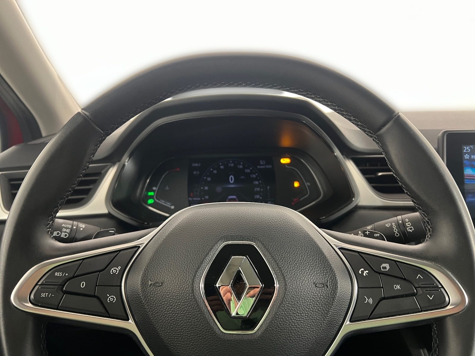 2023 Renault Captur — fotografija 16