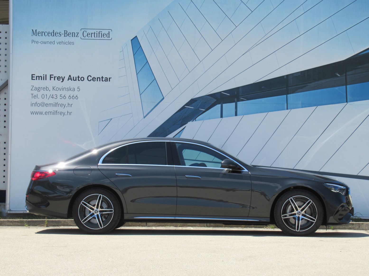 2025 Mercedes-Benz E-klasa AMG Line — fotografija 5