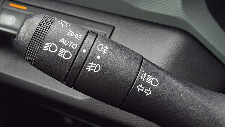 2024 Dacia Duster — fotografija 20