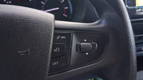 2021 Opel Vivaro — sličica 15