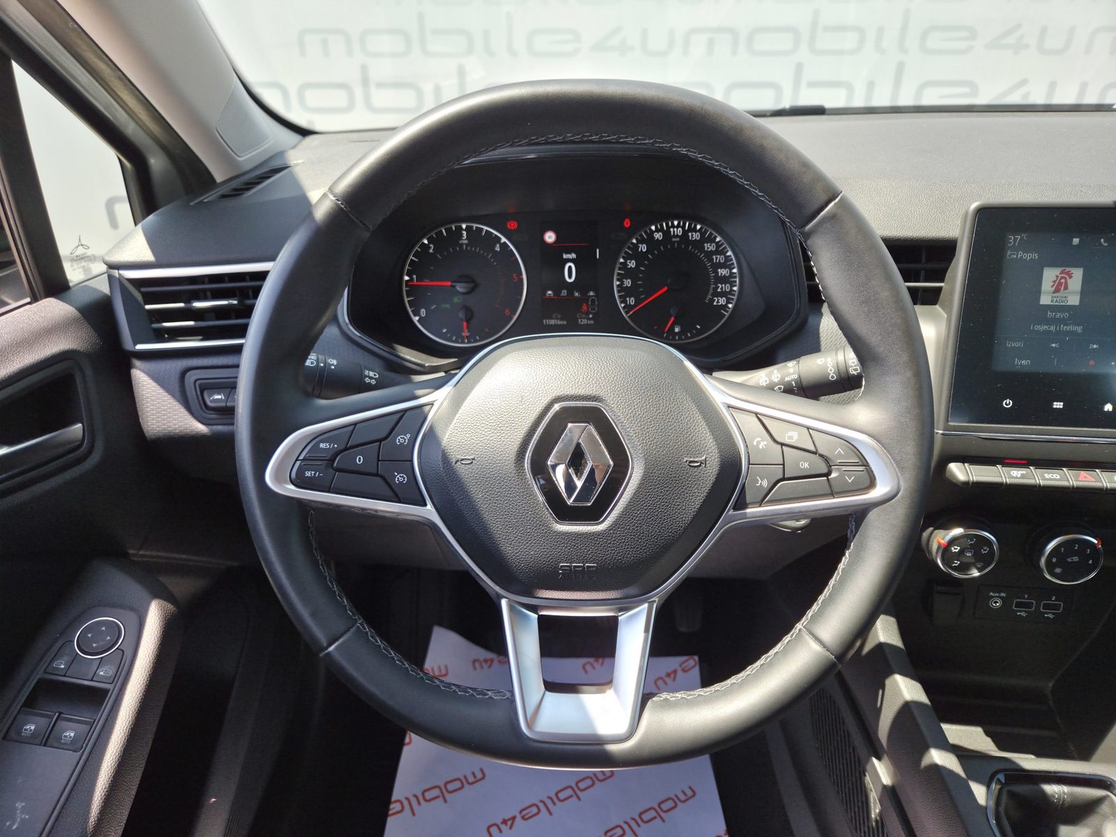 2023 Renault Clio — fotografija 10