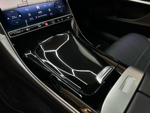 2024 Mercedes-Benz C-klasa — sličica 11