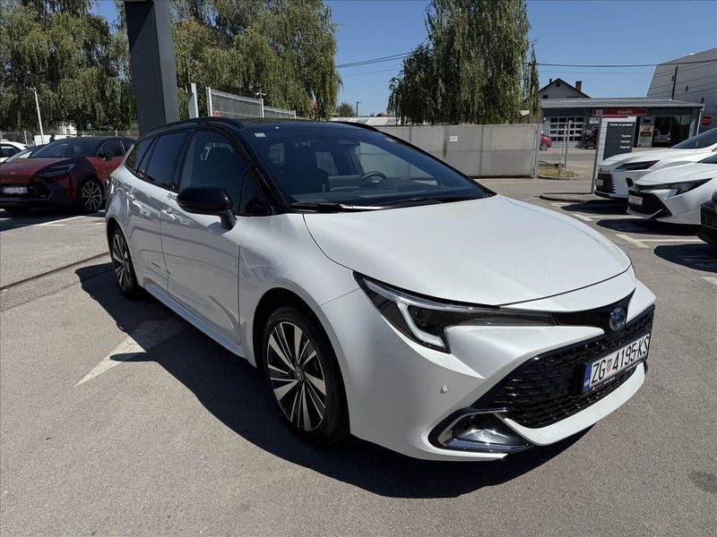 2025 Toyota Corolla — fotografija 7