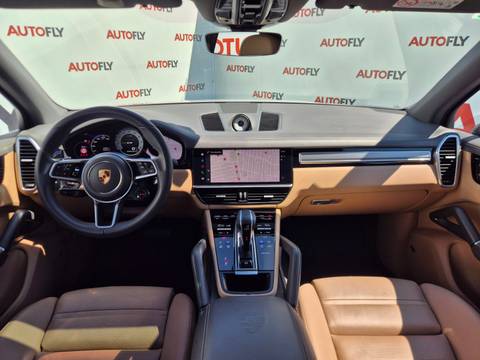 2023 Porsche Cayenne — sličica 12