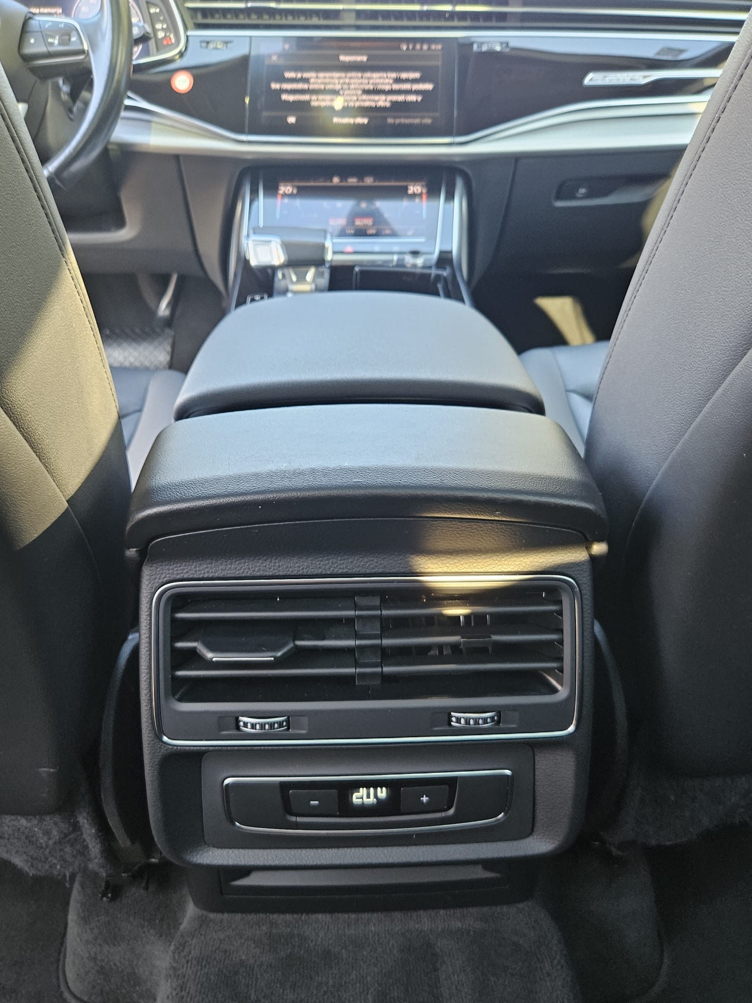 2021 Audi Q7 — fotografija 23