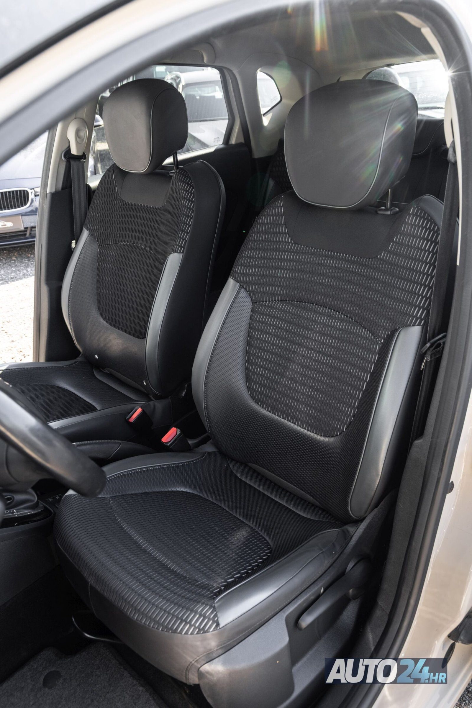 2017 Renault Captur Energy Hipnotic — fotografija 7