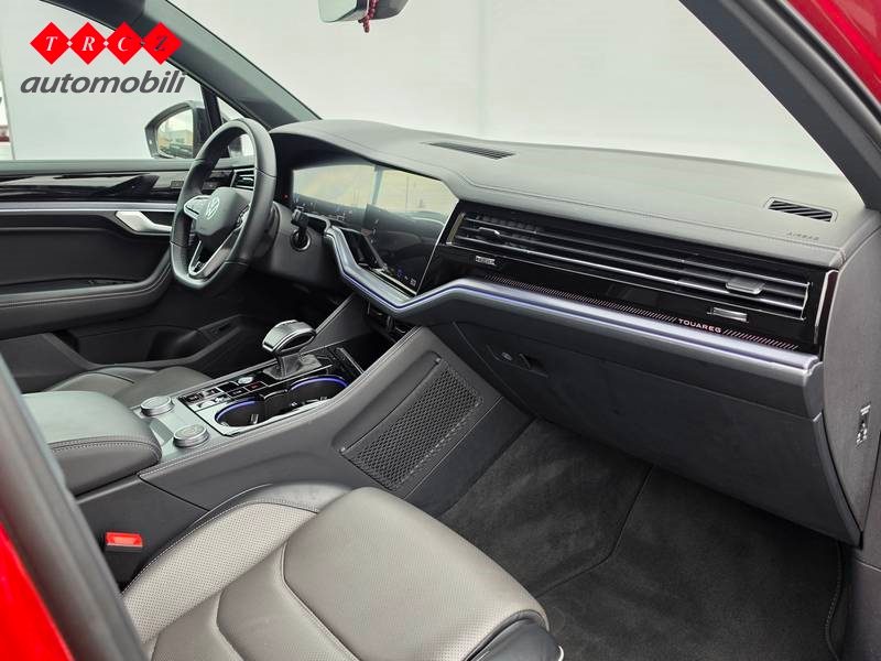 2024 Volkswagen Touareg — fotografija 6