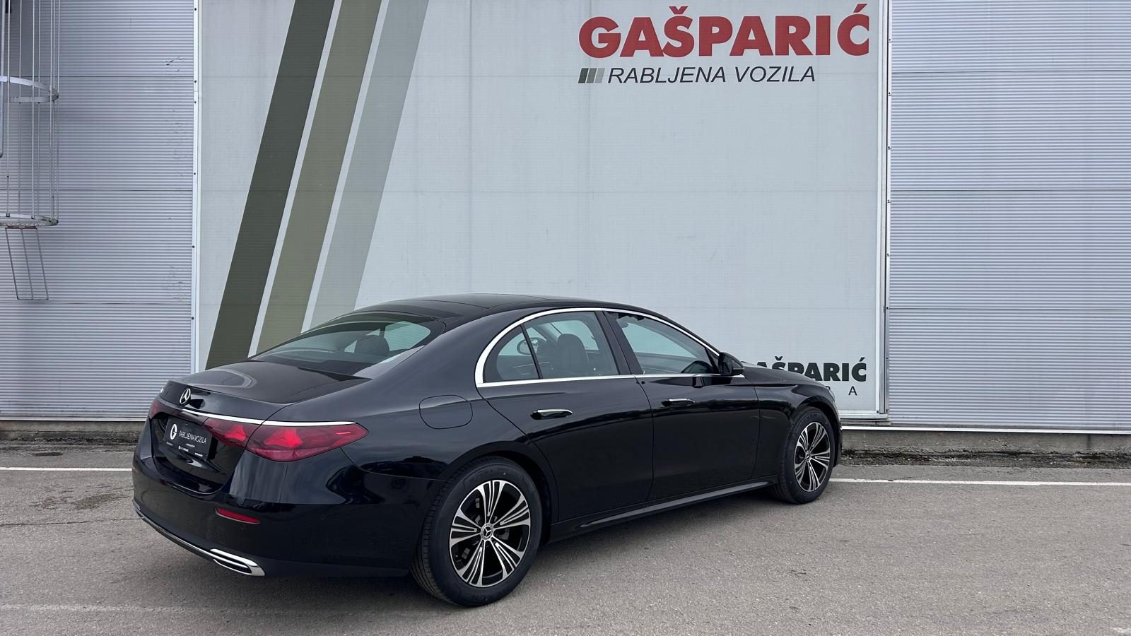 2025 Mercedes-Benz E-klasa Avantgarde — fotografija 3