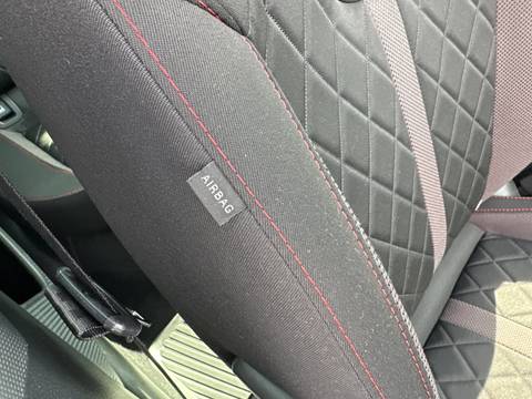 2021 Škoda Octavia Combi — sličica 23