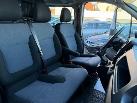 2019 Opel Vivaro — sličica 22