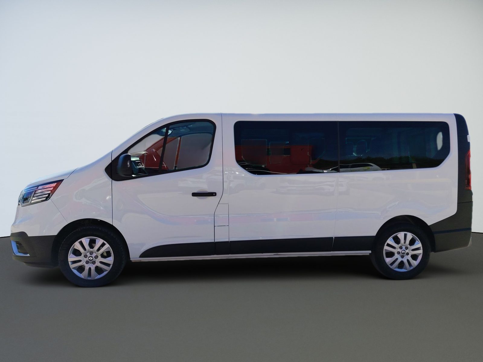 2023 Renault Trafic — fotografija 8
