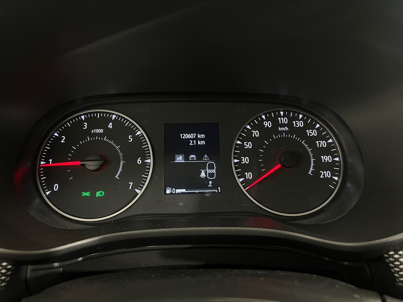 2023 Dacia Sandero — fotografija 16