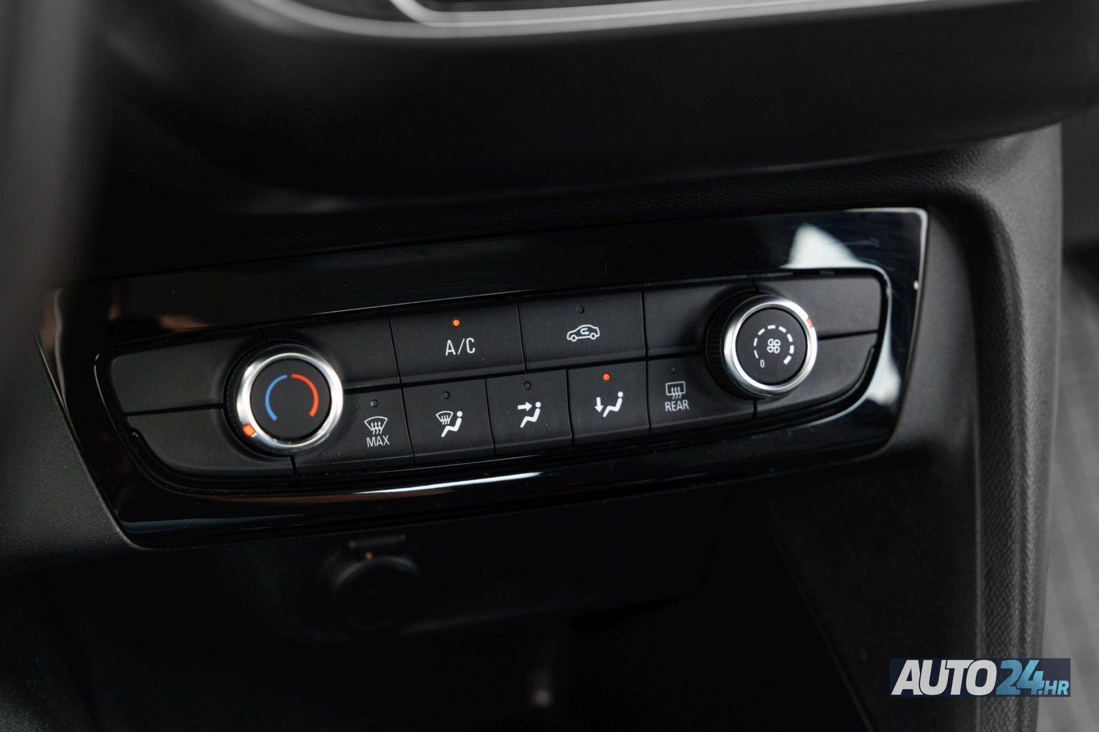 2020 Opel Corsa — fotografija 14