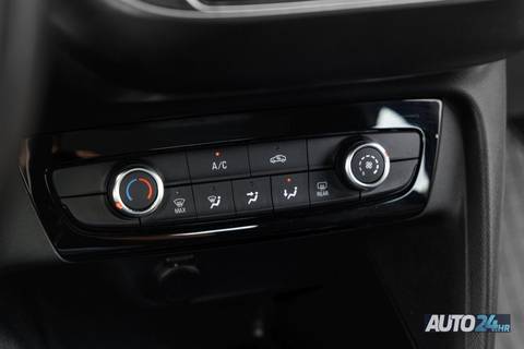 2020 Opel Corsa — sličica 14