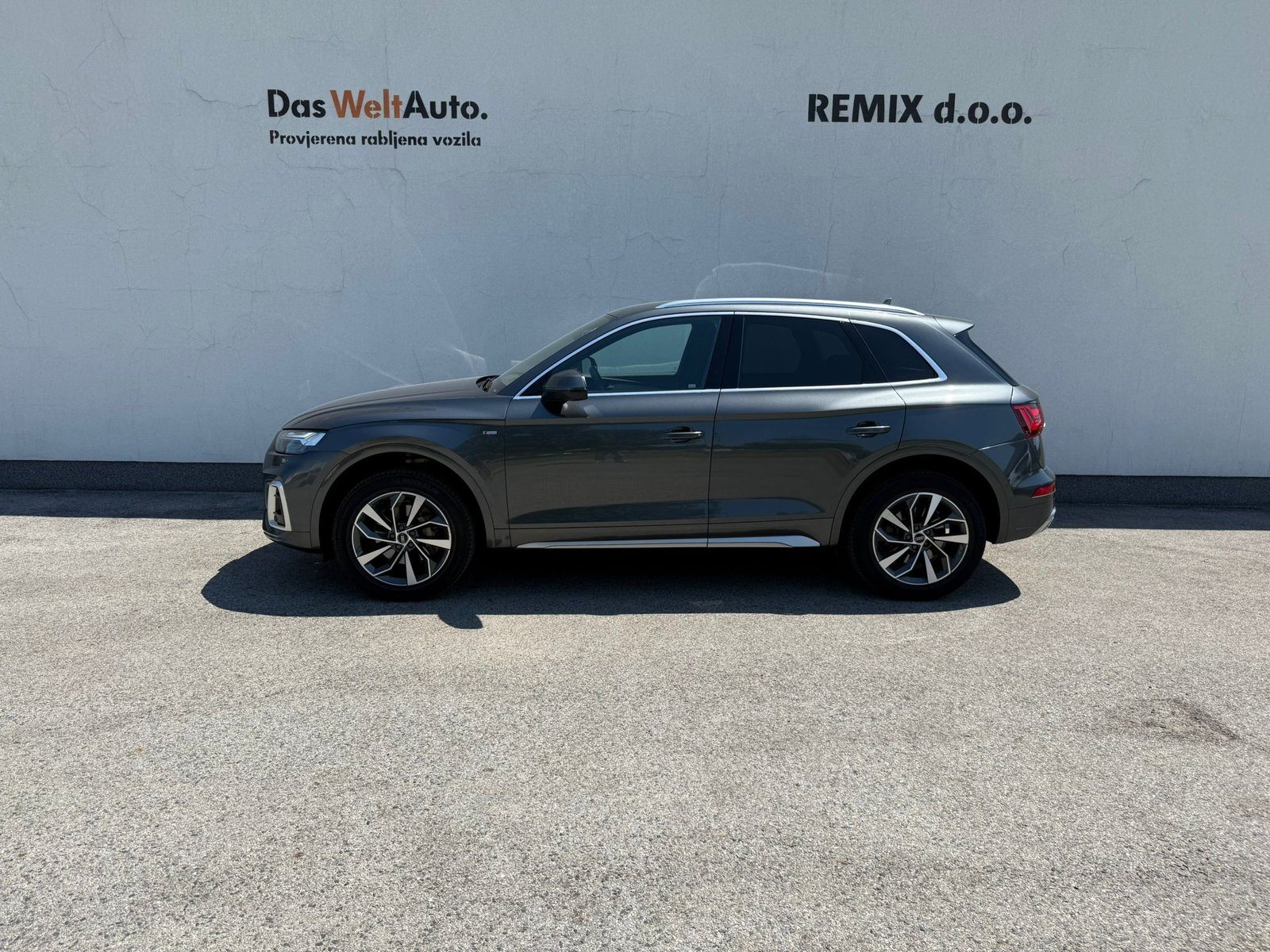 2022 Audi Q5 S line — fotografija 5