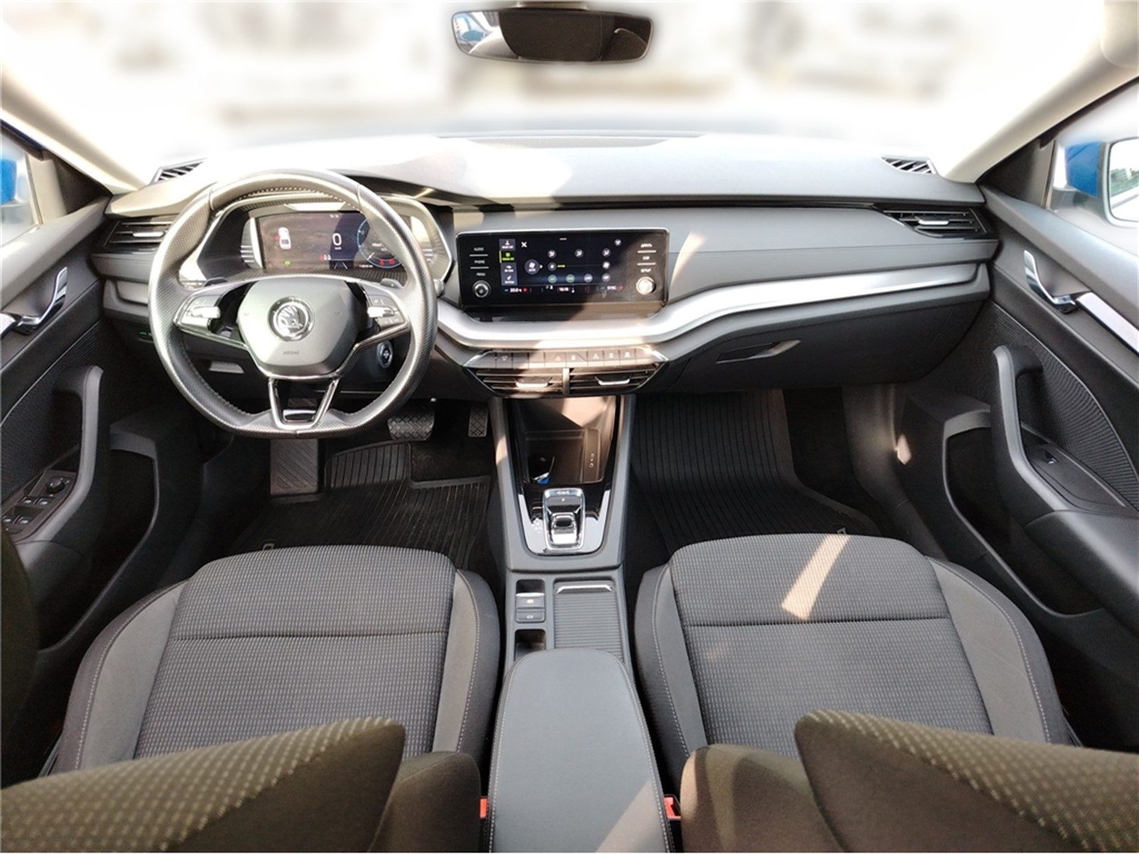 2022 Škoda Octavia — fotografija 10
