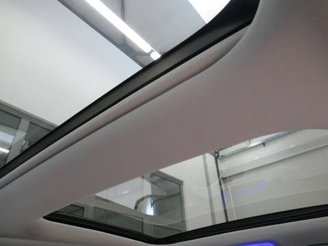 2025 Mercedes-Benz E-klasa Avantgarde — sličica 15