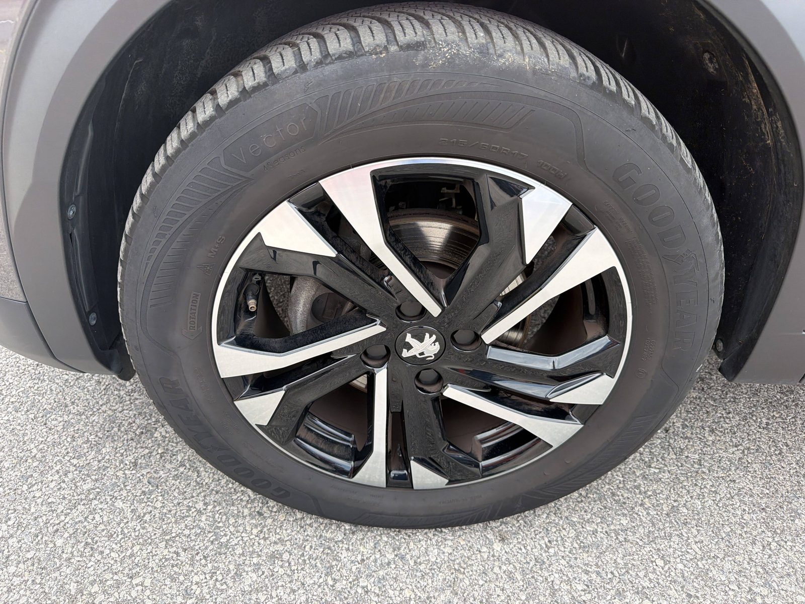 2023 Peugeot 2008 — fotografija 14