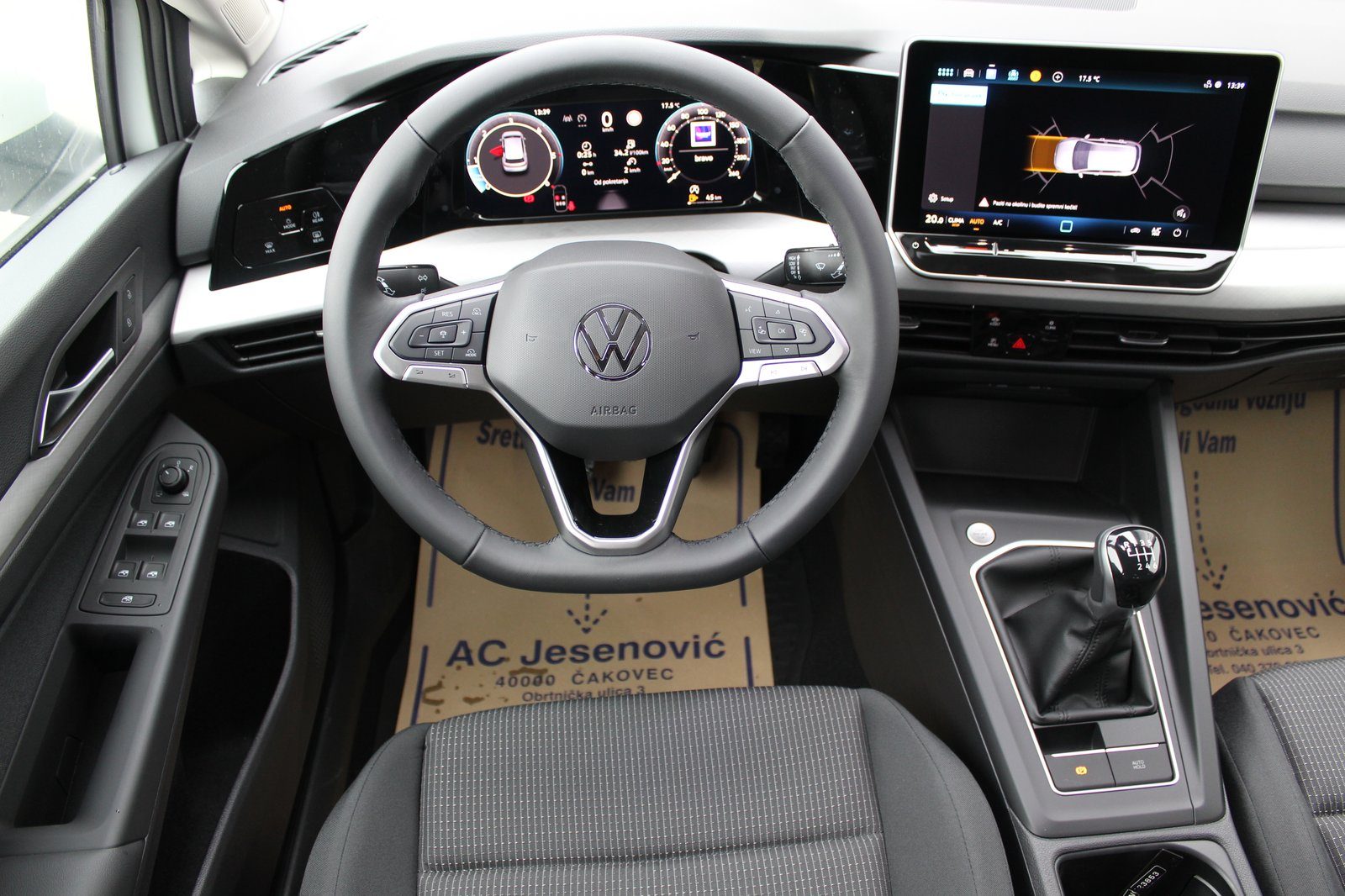 2026 Volkswagen Golf — fotografija 9