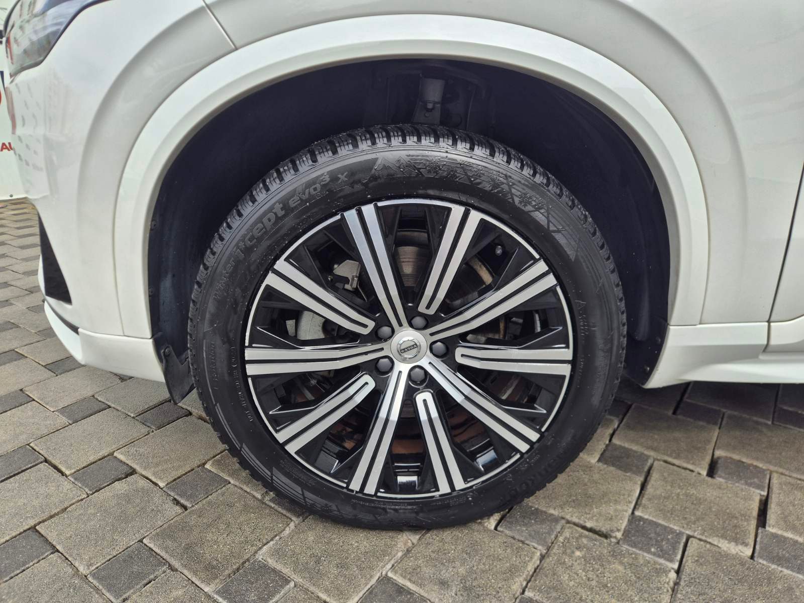 2022 Volvo XC90 R-Design — fotografija 28