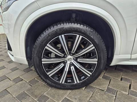 2022 Volvo XC90 R-Design — sličica 28
