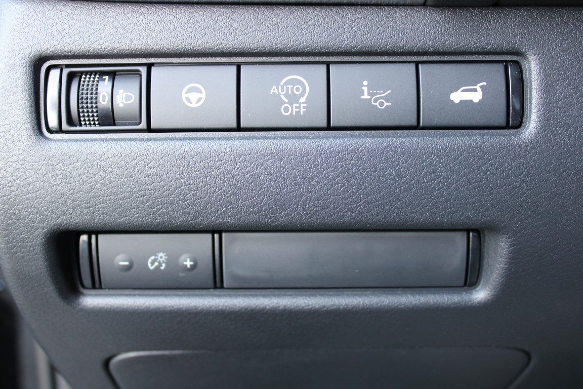 2025 Nissan Qashqai — fotografija 14