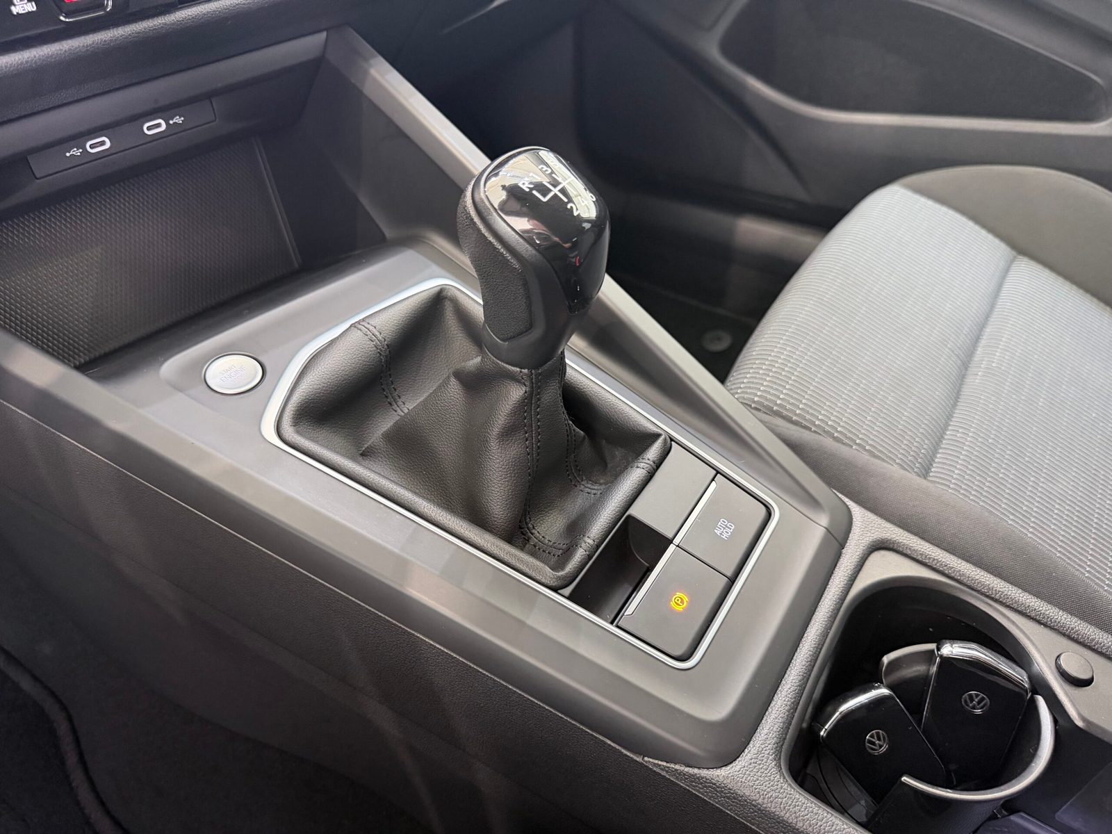 2022 Volkswagen Golf — fotografija 7