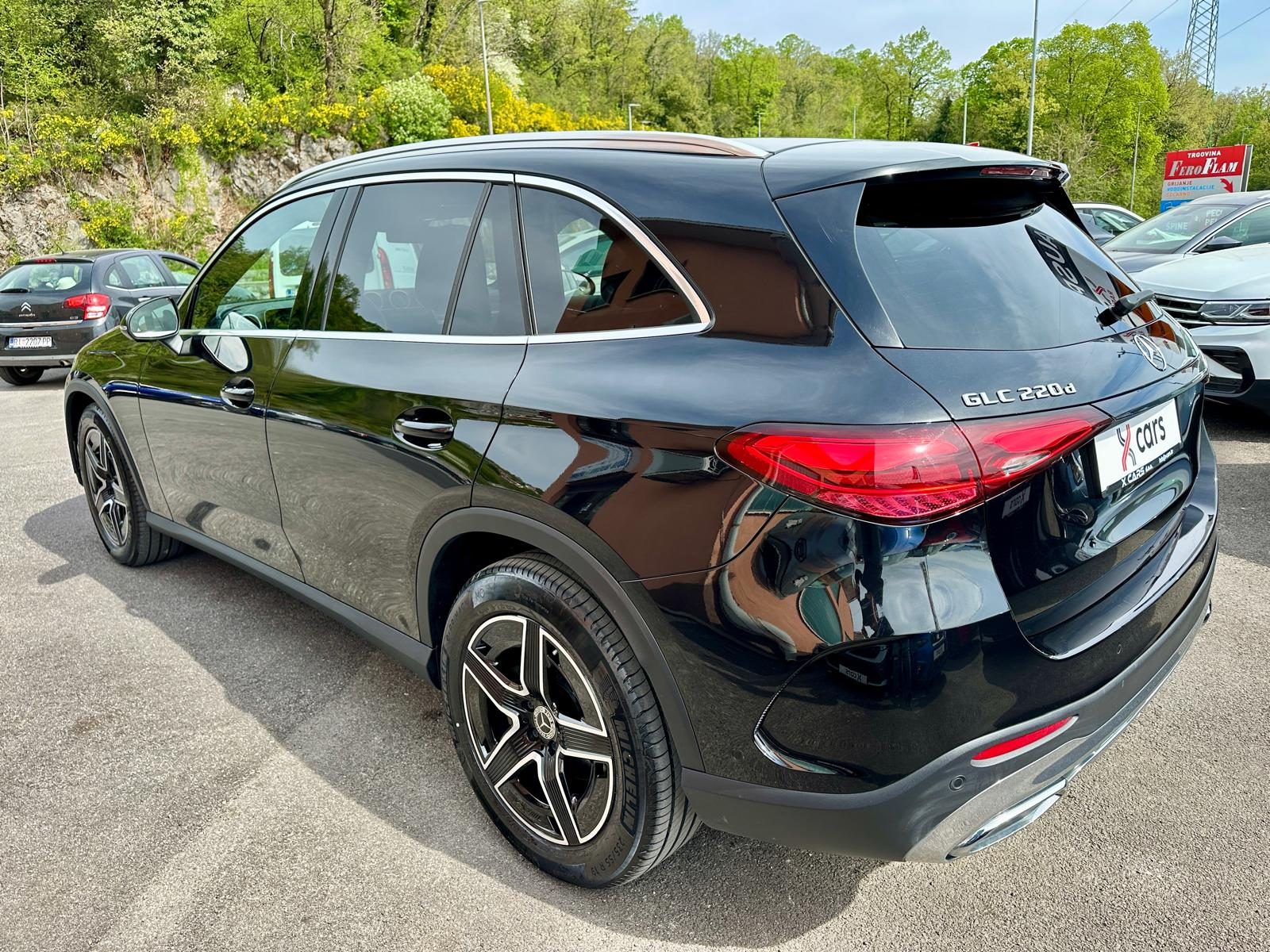 2024 Mercedes-Benz GLC — fotografija 6