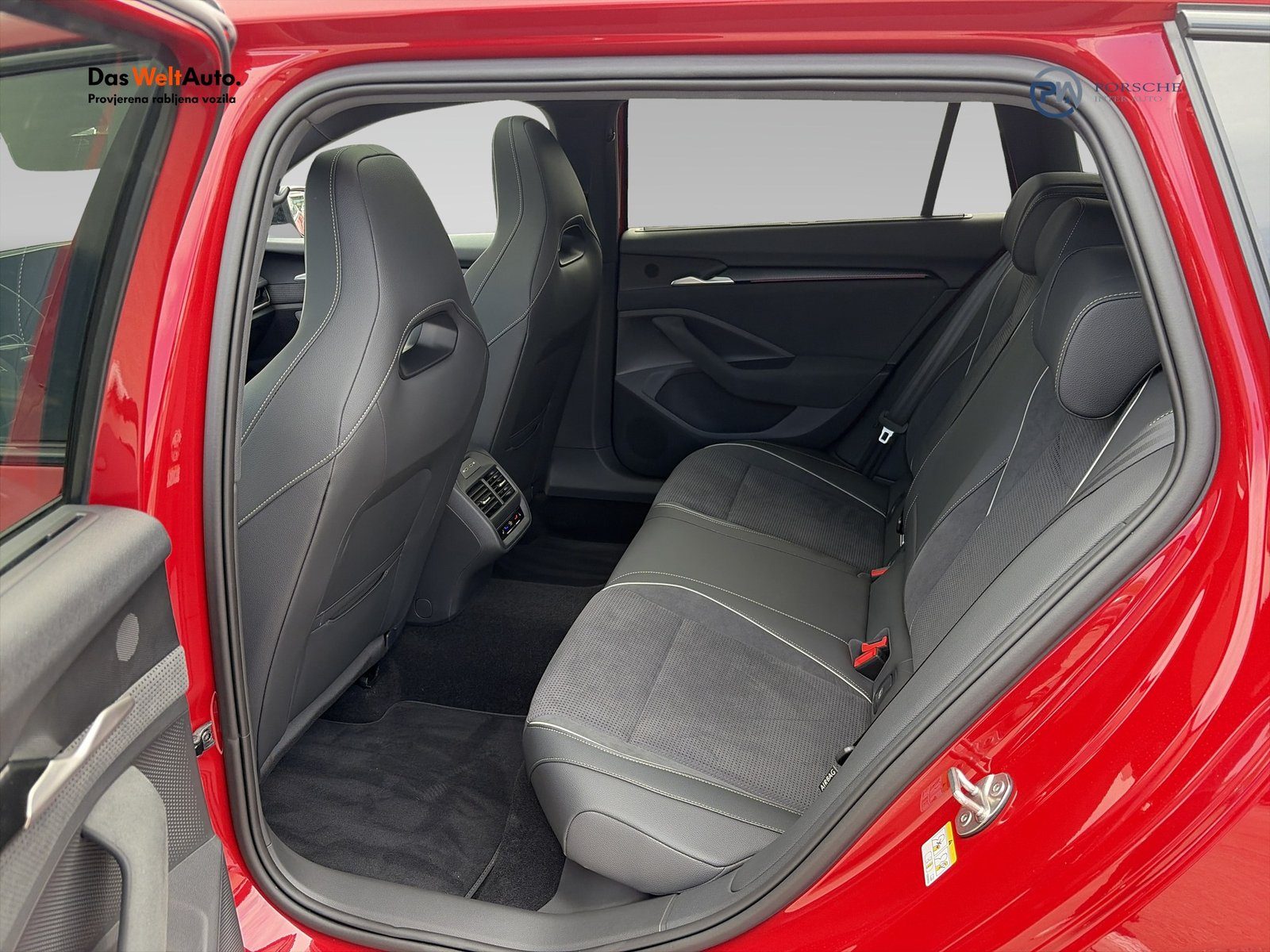 2026 Škoda Superb Combi Sportline — fotografija 12
