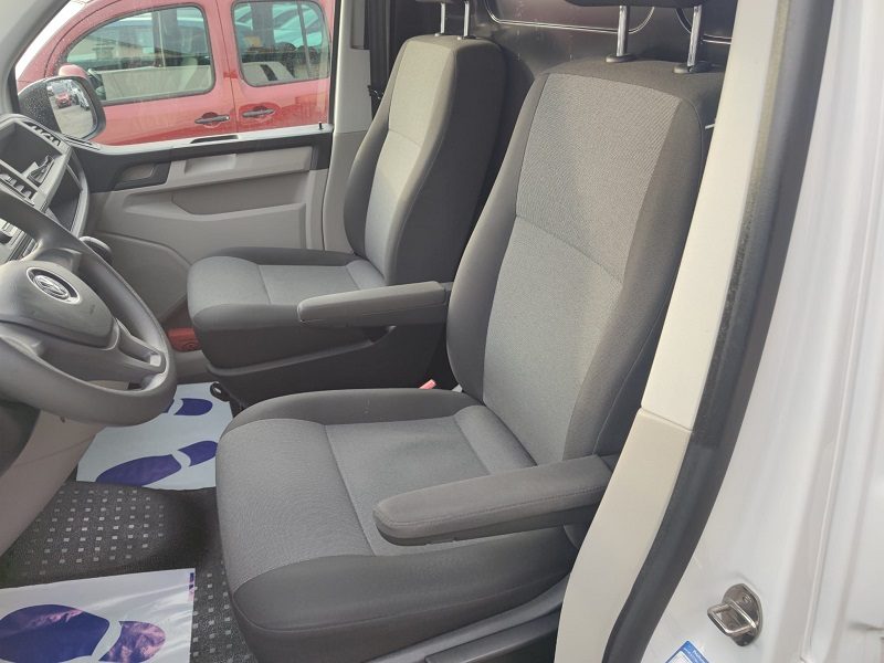 2018 Volkswagen Transporter — fotografija 8