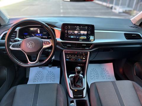 2023 Volkswagen T-Roc — sličica 21