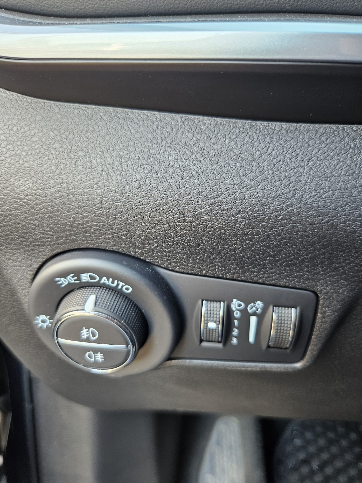 2023 Jeep Compass — fotografija 17
