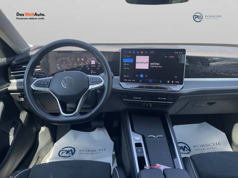 2024 Volkswagen Passat — sličica 12