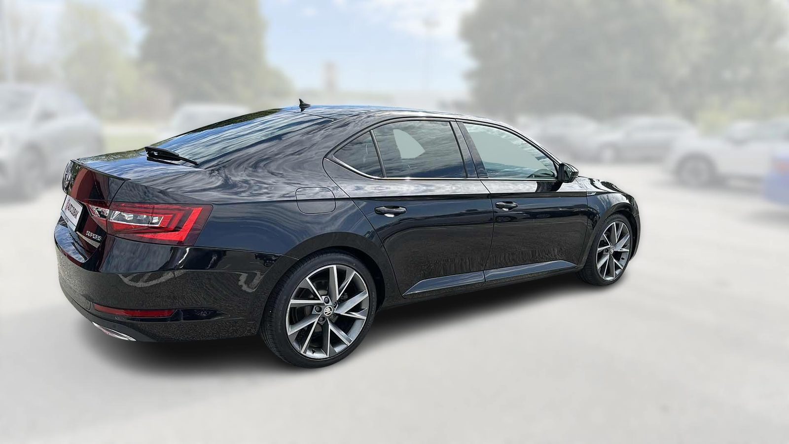 2019 Škoda Superb — fotografija 7