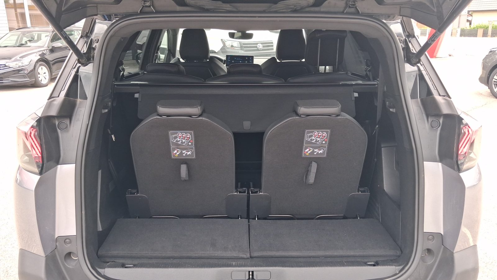 2023 Peugeot 5008 — fotografija 12