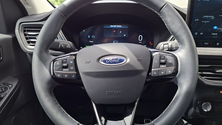 2026 Ford Kuga — fotografija 16