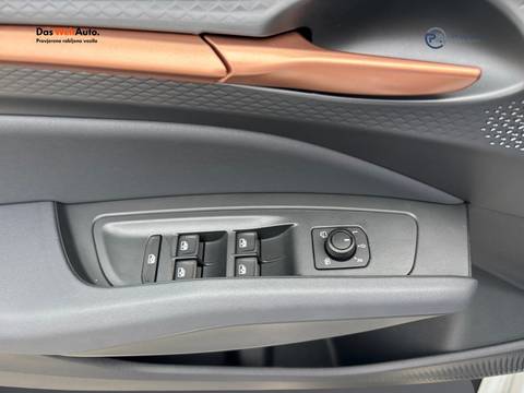 2026 Cupra Raval — sličica 24