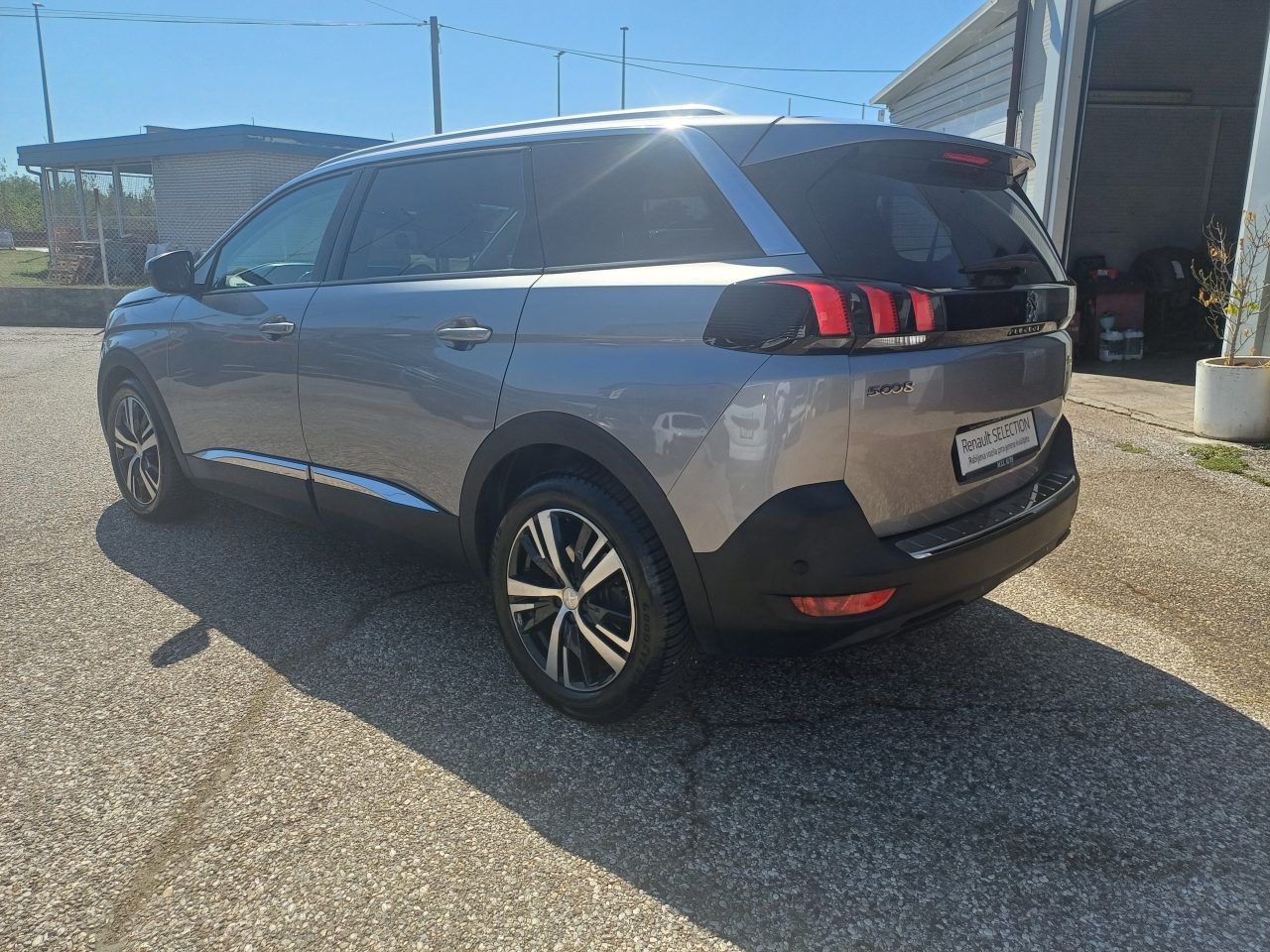 2017 Peugeot 5008 — fotografija 8