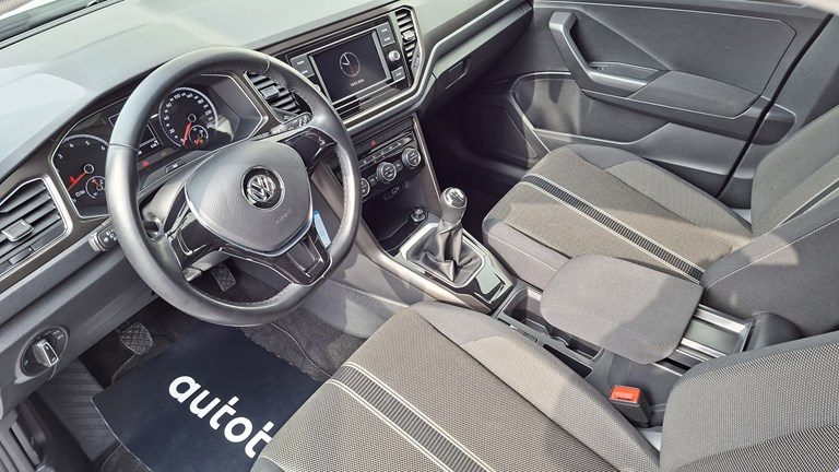 2019 Volkswagen T-Roc — fotografija 6