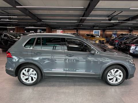 2023 Volkswagen Tiguan — sličica 7