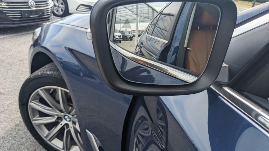 2022 BMW Serija 5 — fotografija 25