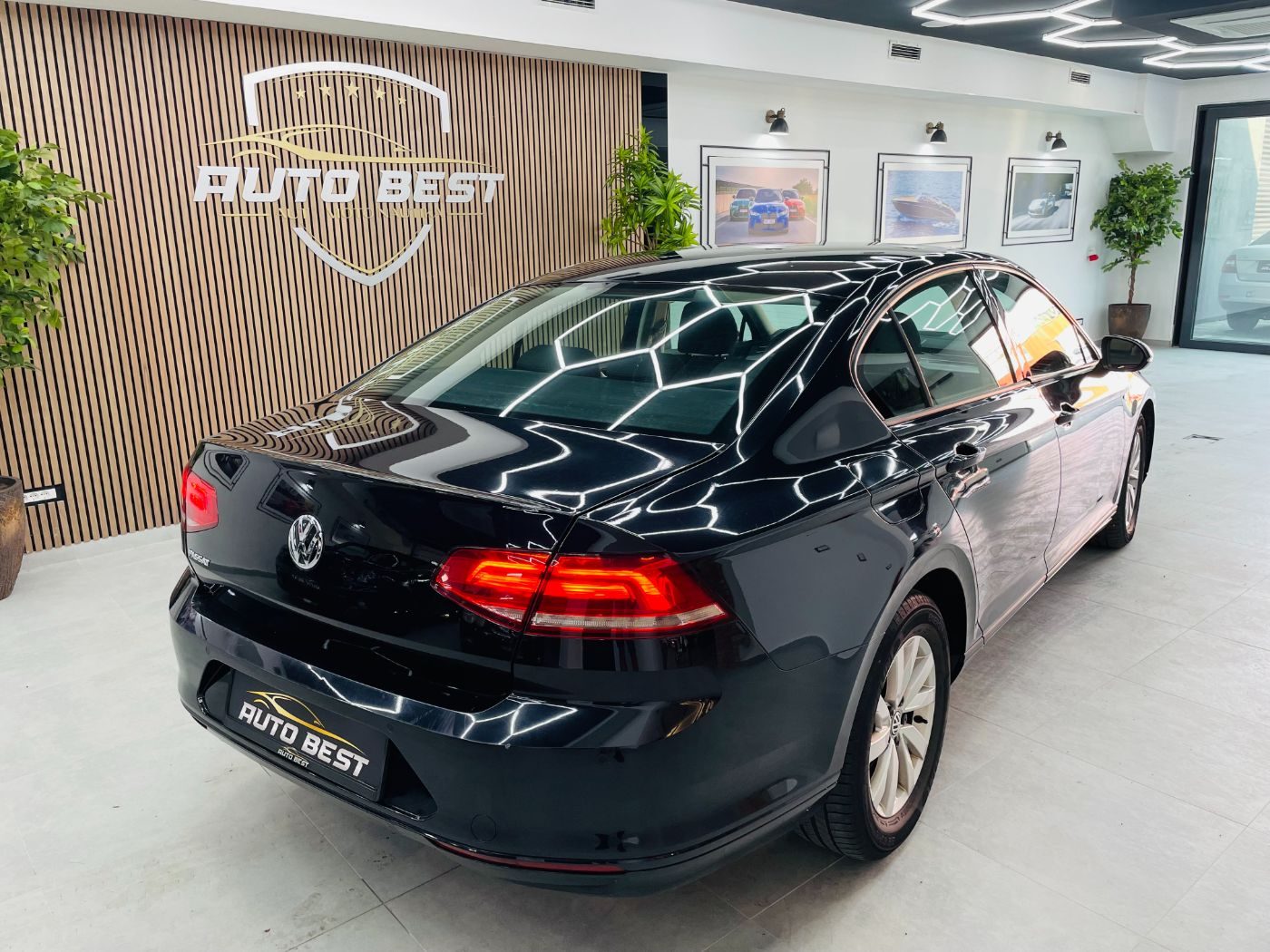 2018 Volkswagen Passat — fotografija 8