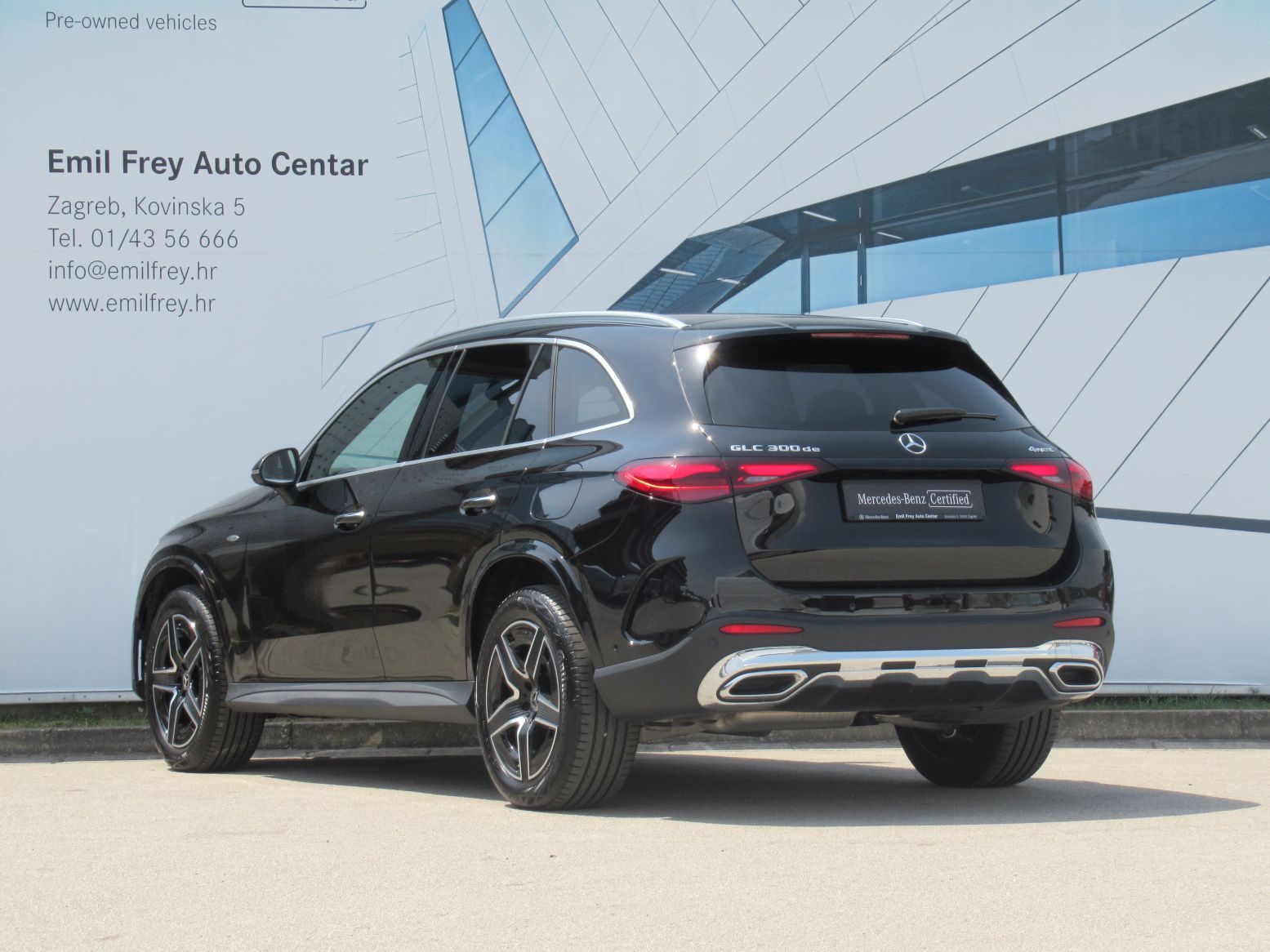 2025 Mercedes-Benz GLC AMG Line — fotografija 8